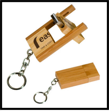 Bamboo Key ring with flash drive